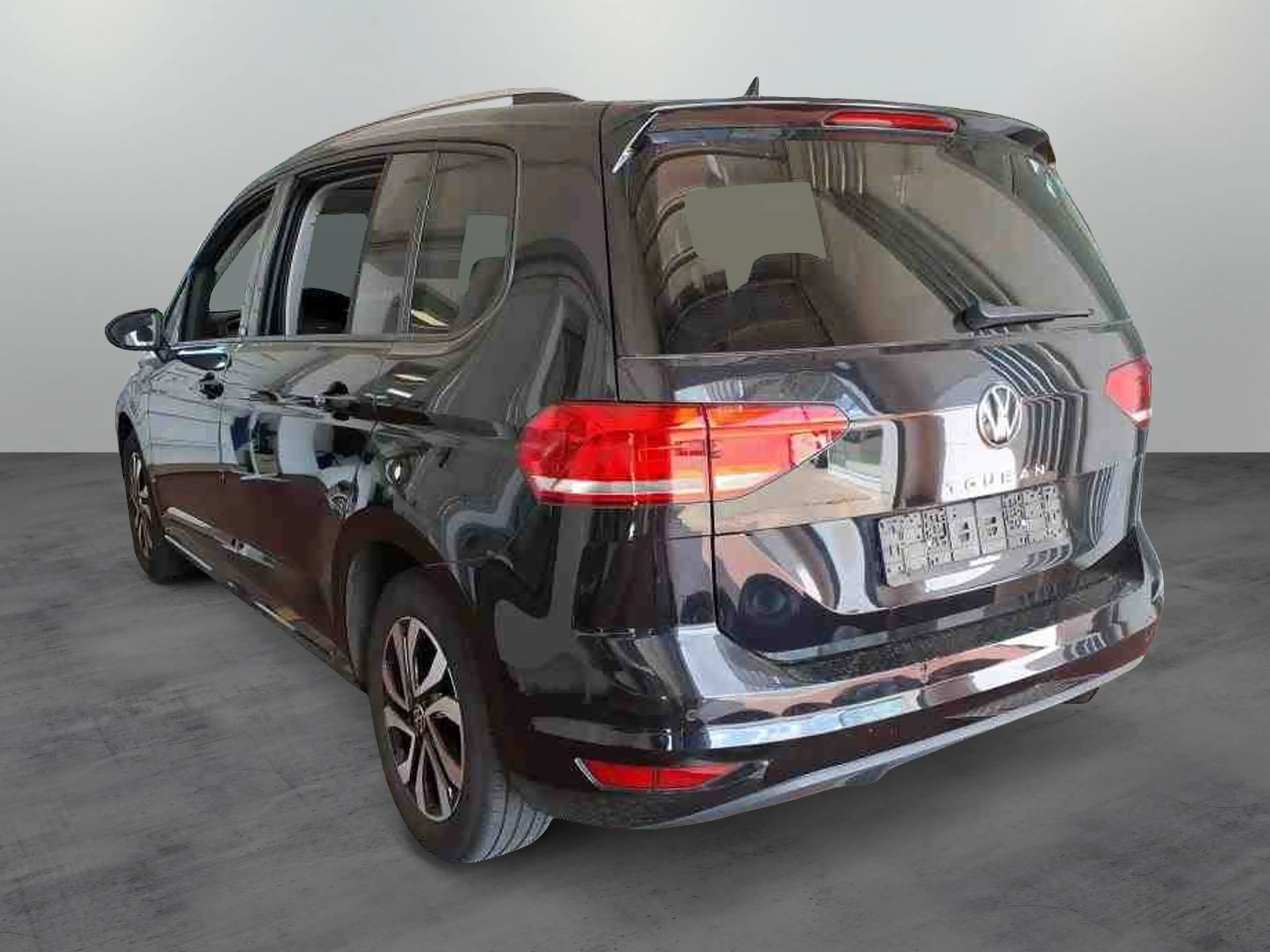 Volkswagen Touran TSI DSG Pano IQ.Drive AHK Dynau el.Heckk — photo 3