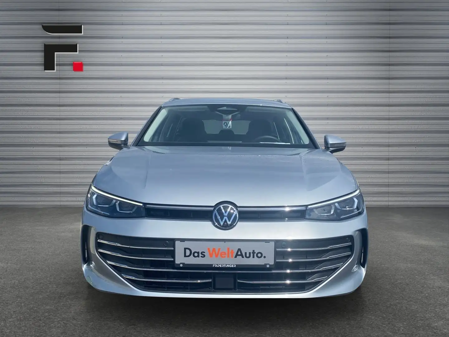 Volkswagen Passat Variant Business TDI DSG Zilver - 2