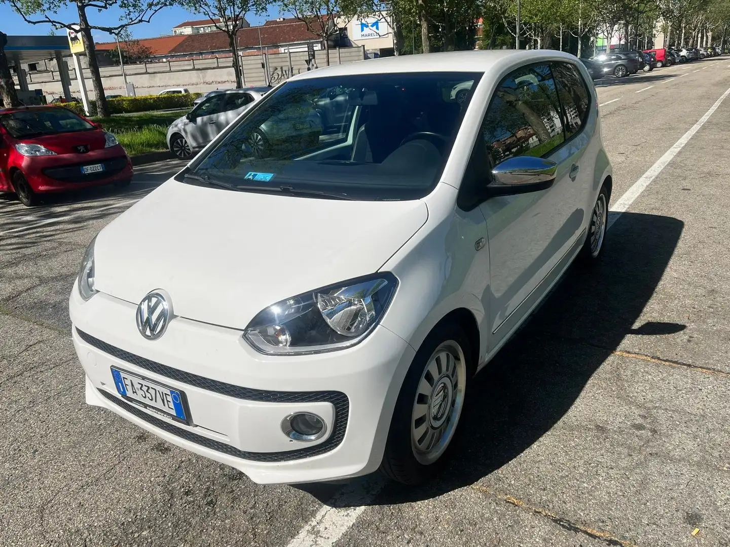 Volkswagen up! up! 3p 1.0 High up! 75cv asg Bianco - 1