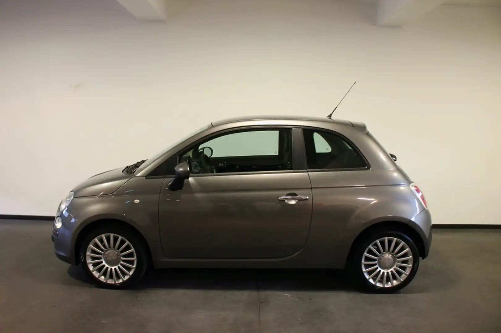 Fiat 500 1.2 POP, Automaat, PDC, Gris - 2