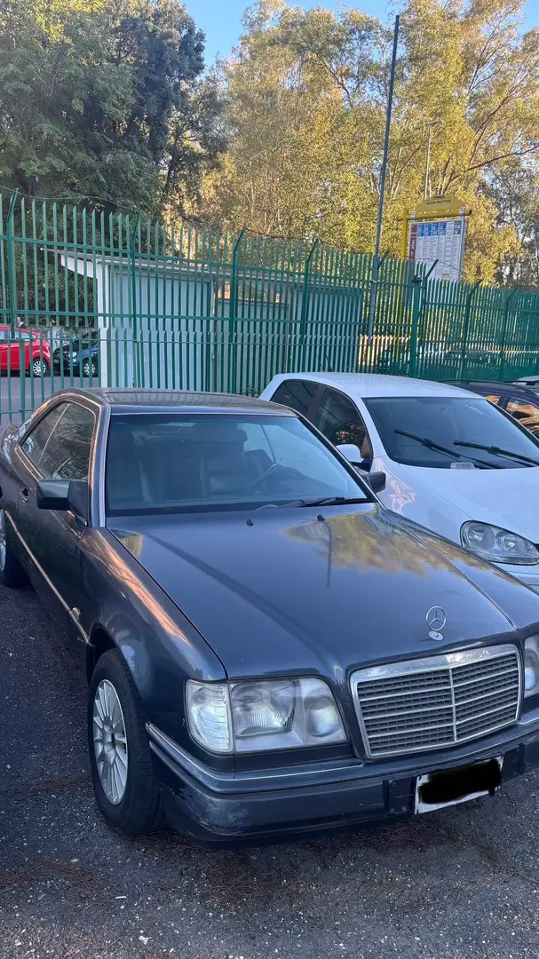 Mercedes-Benz 200 coupé - 2