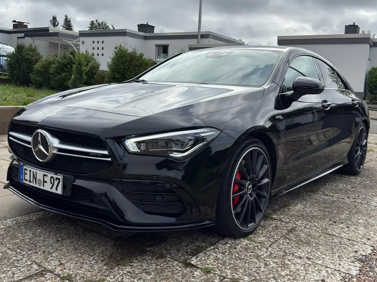 Mercedes-Benz CLA 35 AMG