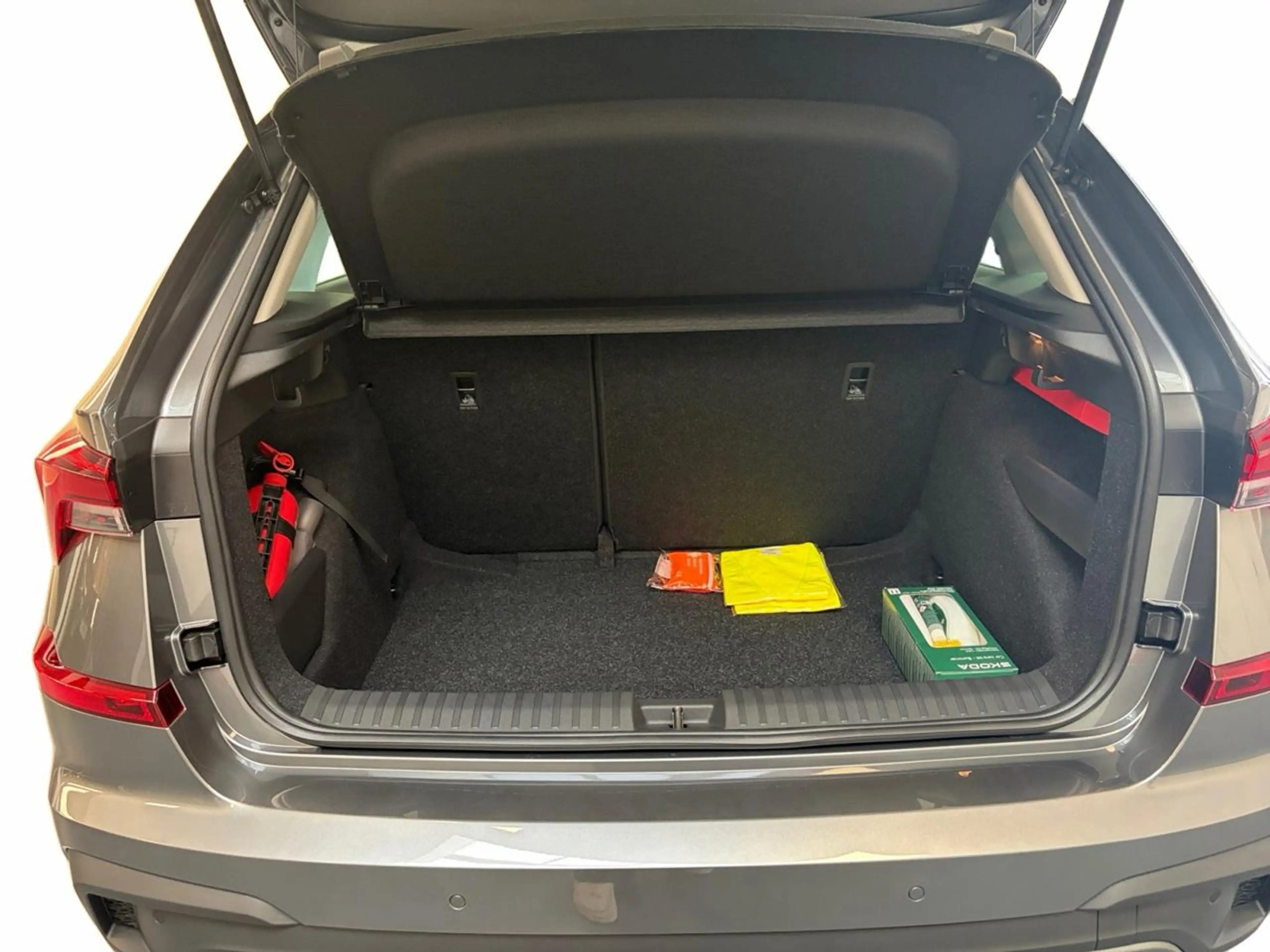 Skoda Kamiq 1.0 TSI Family DSG — photo 12
