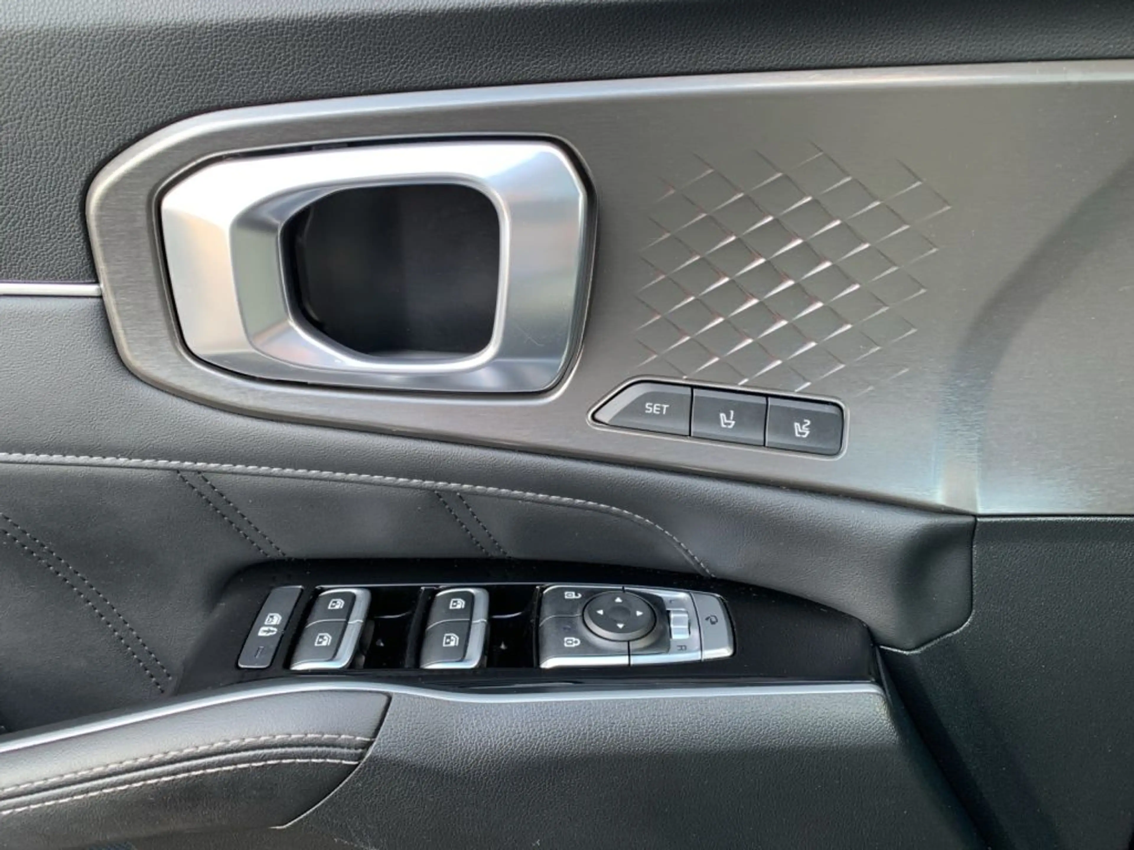 Kia Sorento 1.6 T-GDI PHEV AWD Aut. Platinum — photo 15