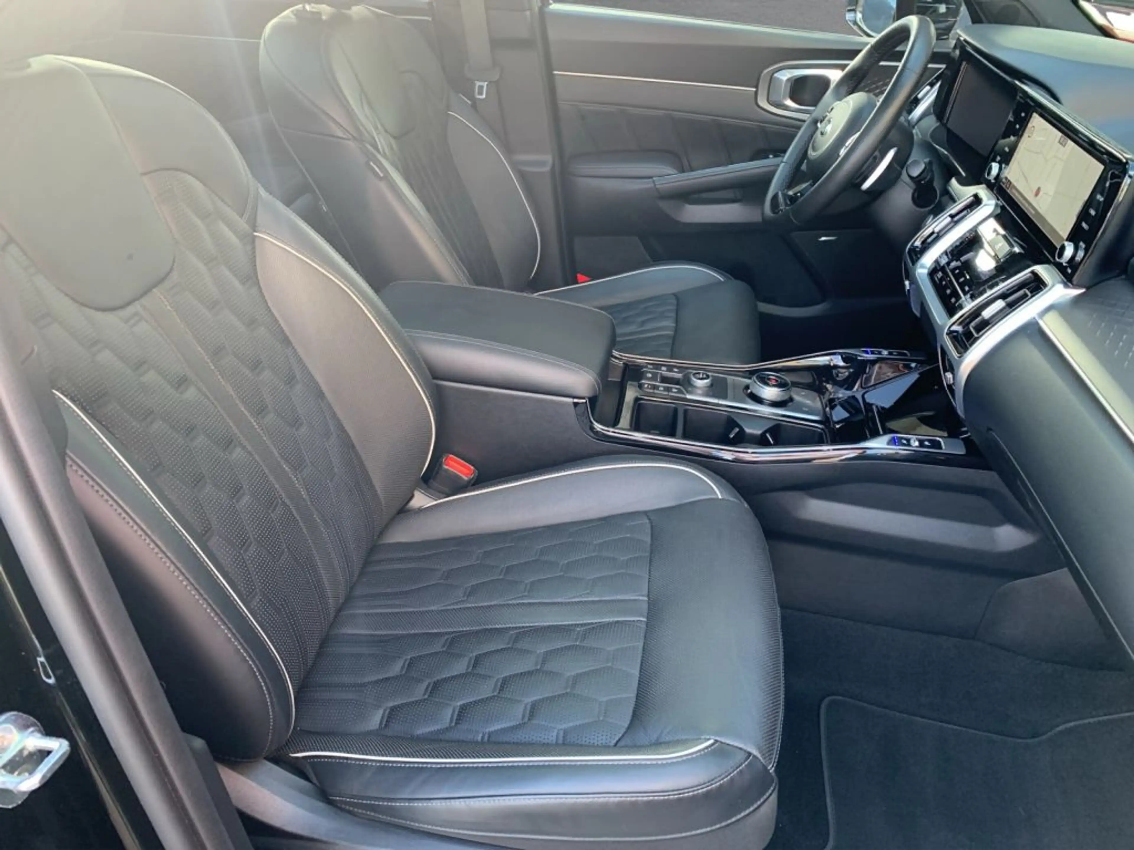 Kia Sorento 1.6 T-GDI PHEV AWD Aut. Platinum — photo 8