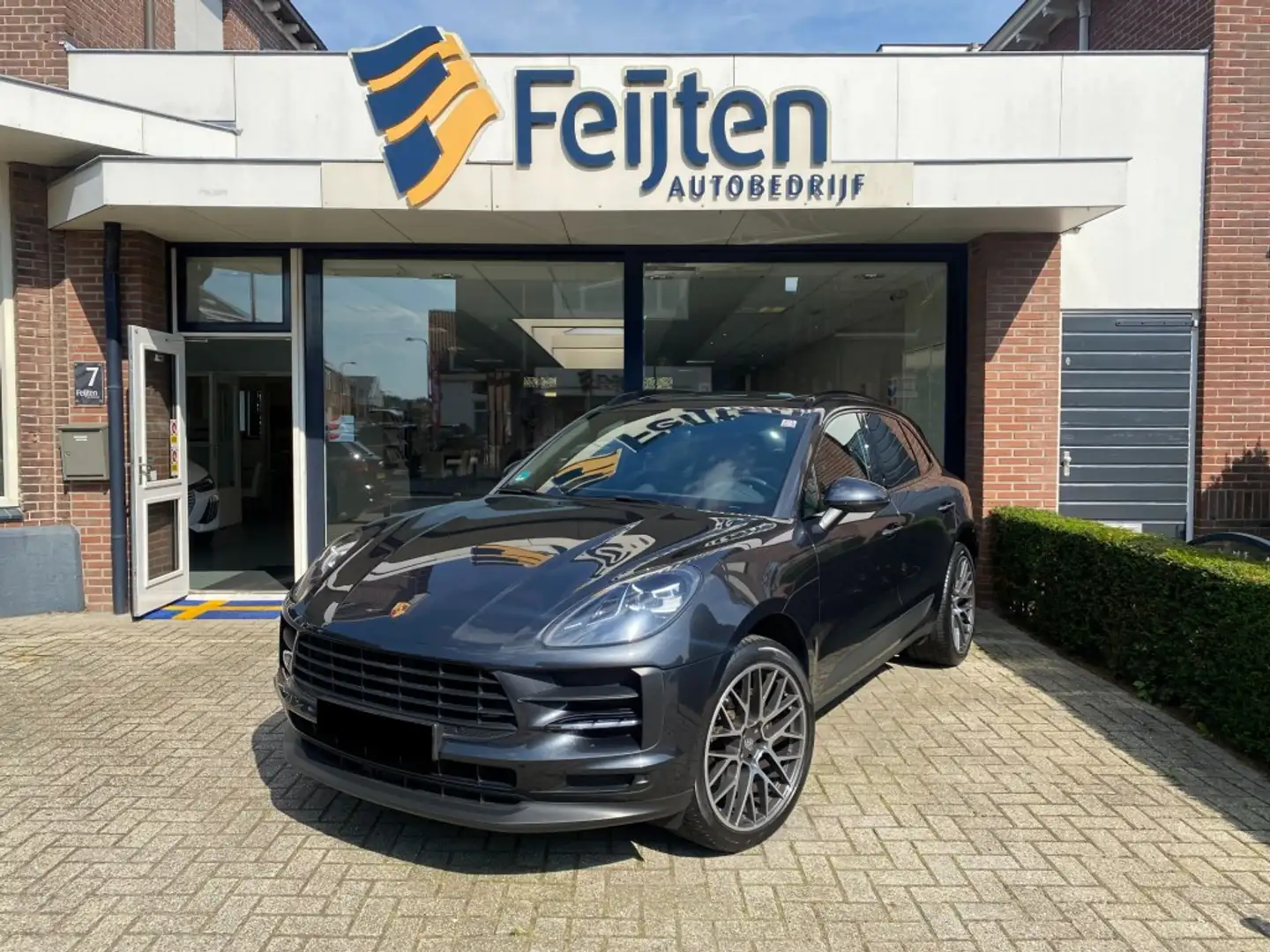 Porsche Macan 2.0 - Sport Chrono - Bose - Panoramadak Gris - 1