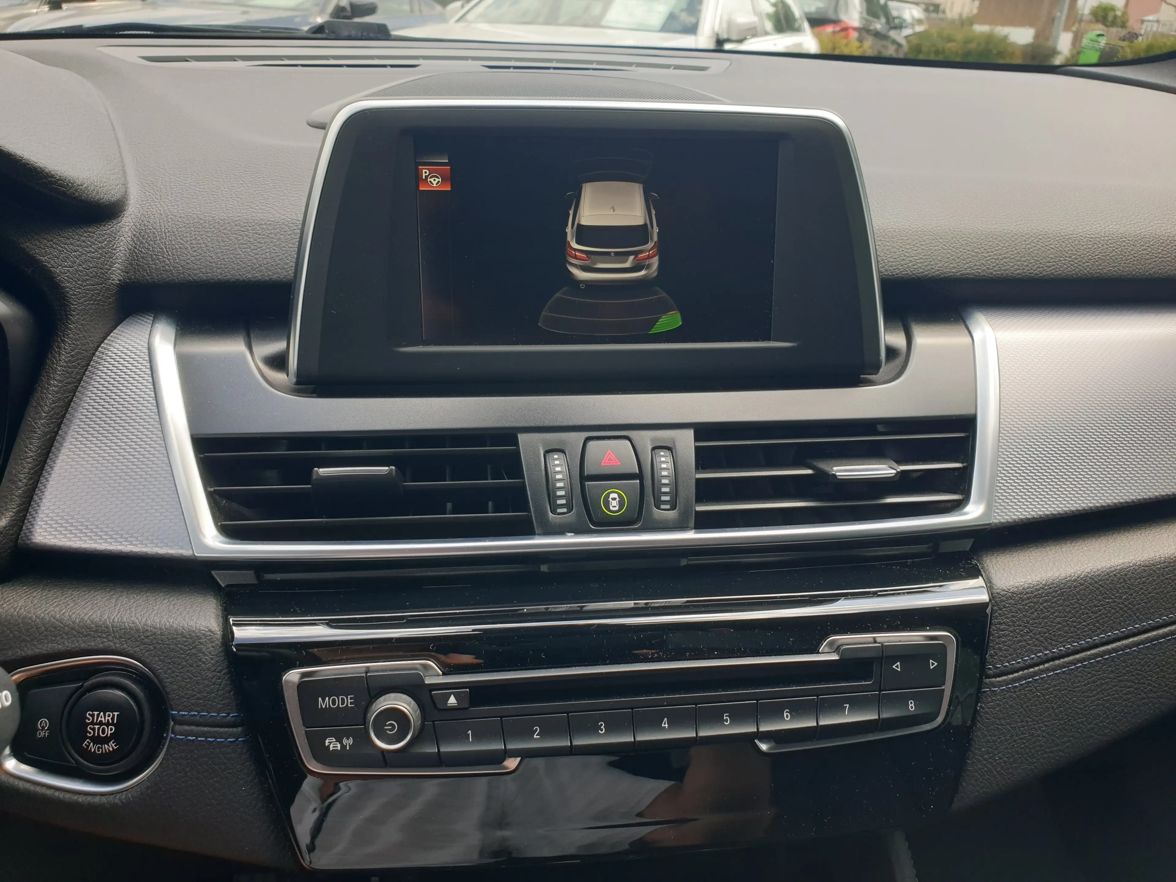 BMW 225 i Active Tourer xDrive Aut M Sportpaket AHK LED Dr — photo 14