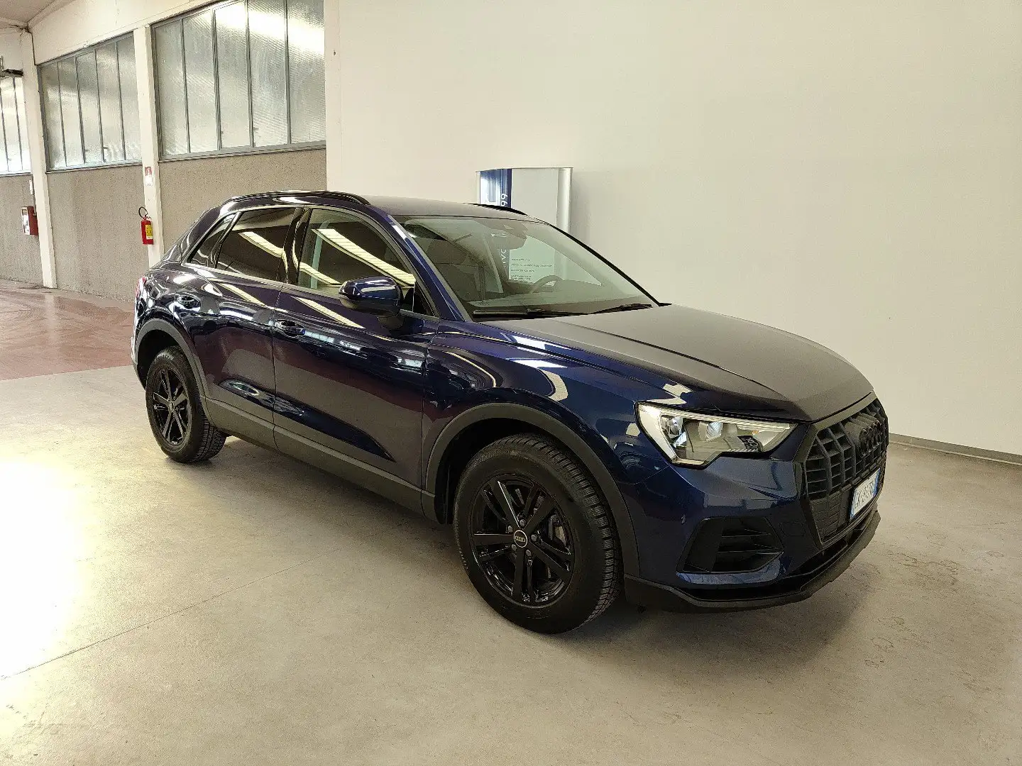 Audi Q3 45 TFSI e 245 CV PHEV S tronic Cruise Fari LED DAB Blu/Azzurro - 2