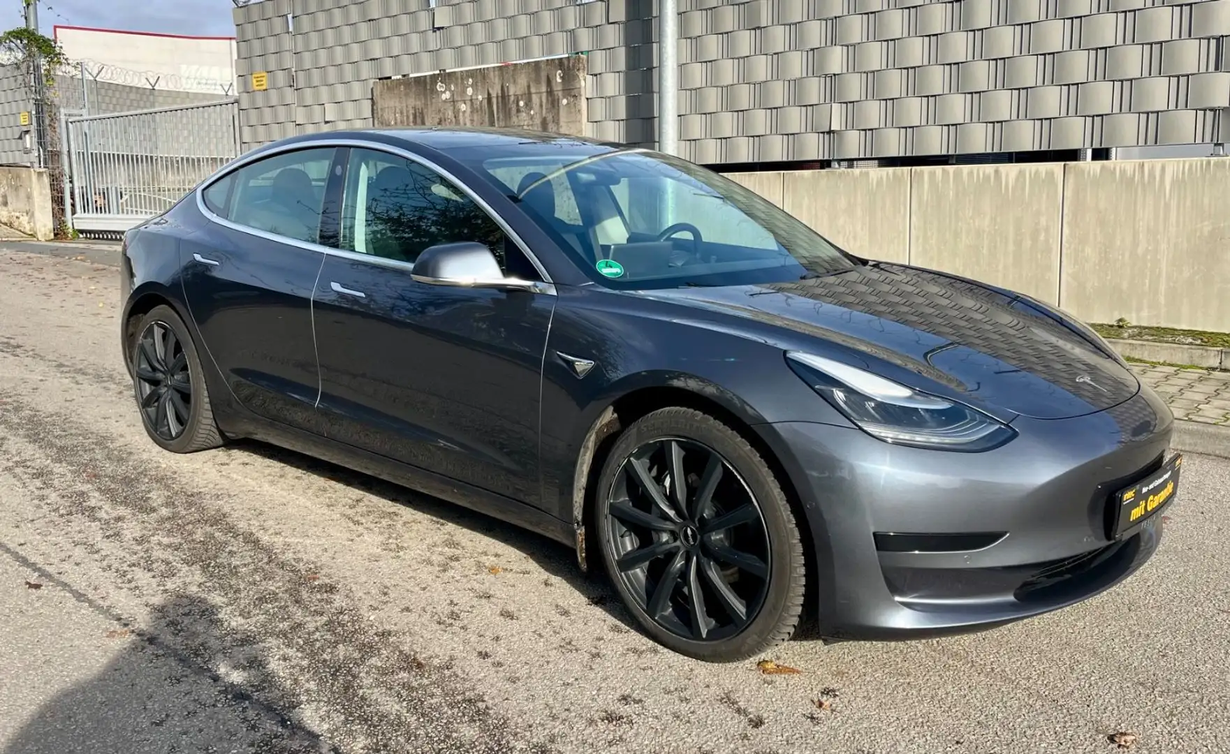 Tesla Model 3 Standard Range+ Gris - 1
