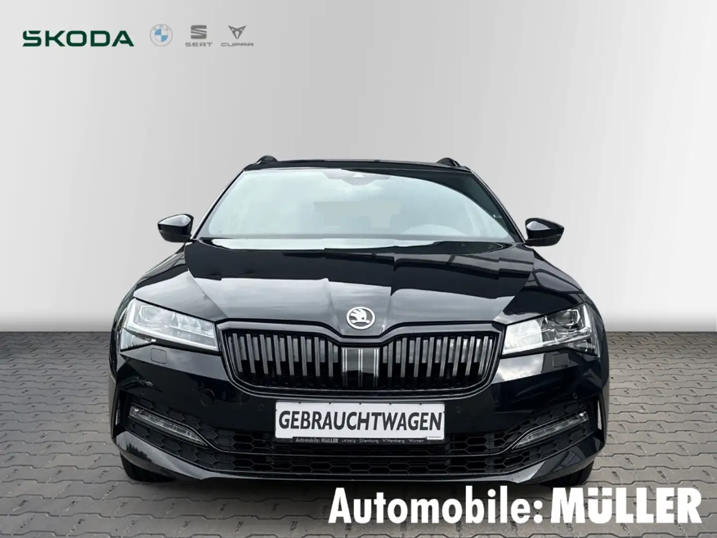Skoda Superb Combi SportLine 4x4 2.0 TSI 200 kW DSG*Standheizun Schwarz - 2