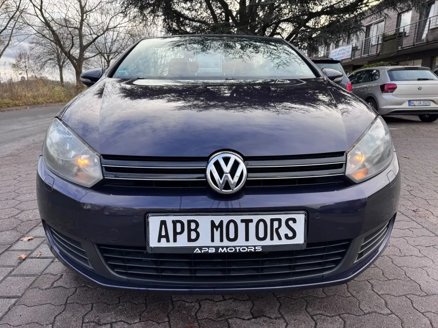 Volkswagen Golf GOLF VI CABRIO 2.0 TDI BMT LEDER NAVI SHZ TEMPO. Violett - 2