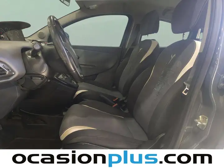 Lancia Ypsilon 1.2 evo II Silver 2015, foto 8