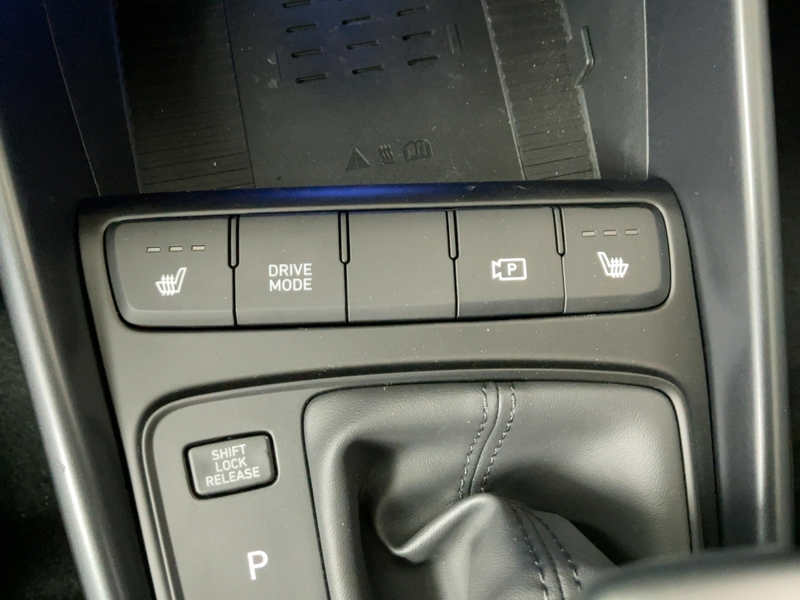 Hyundai i20 Blackline 1.0 T-GDI(90PS) 7-DCT Frontantrieb — photo 12