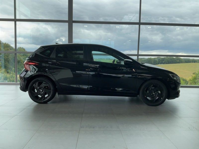 Hyundai i20 Blackline 1.0 T-GDI(90PS) 7-DCT Frontantrieb — photo 6