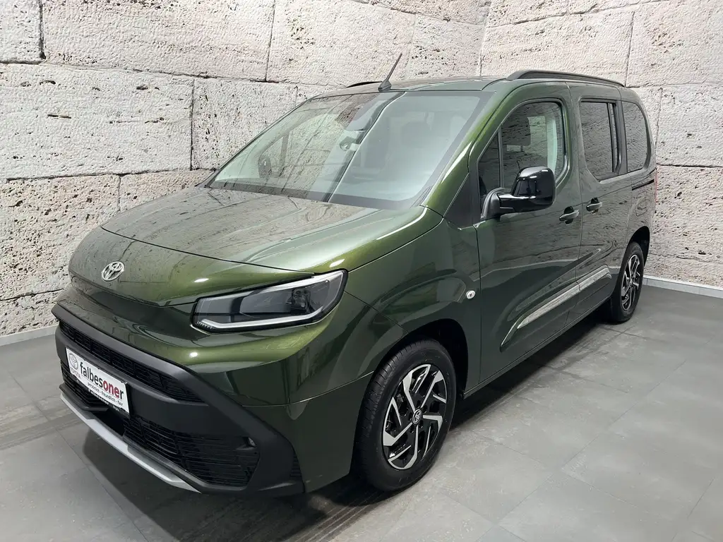 Toyota Proace City 0 из Европы — купить под ключ