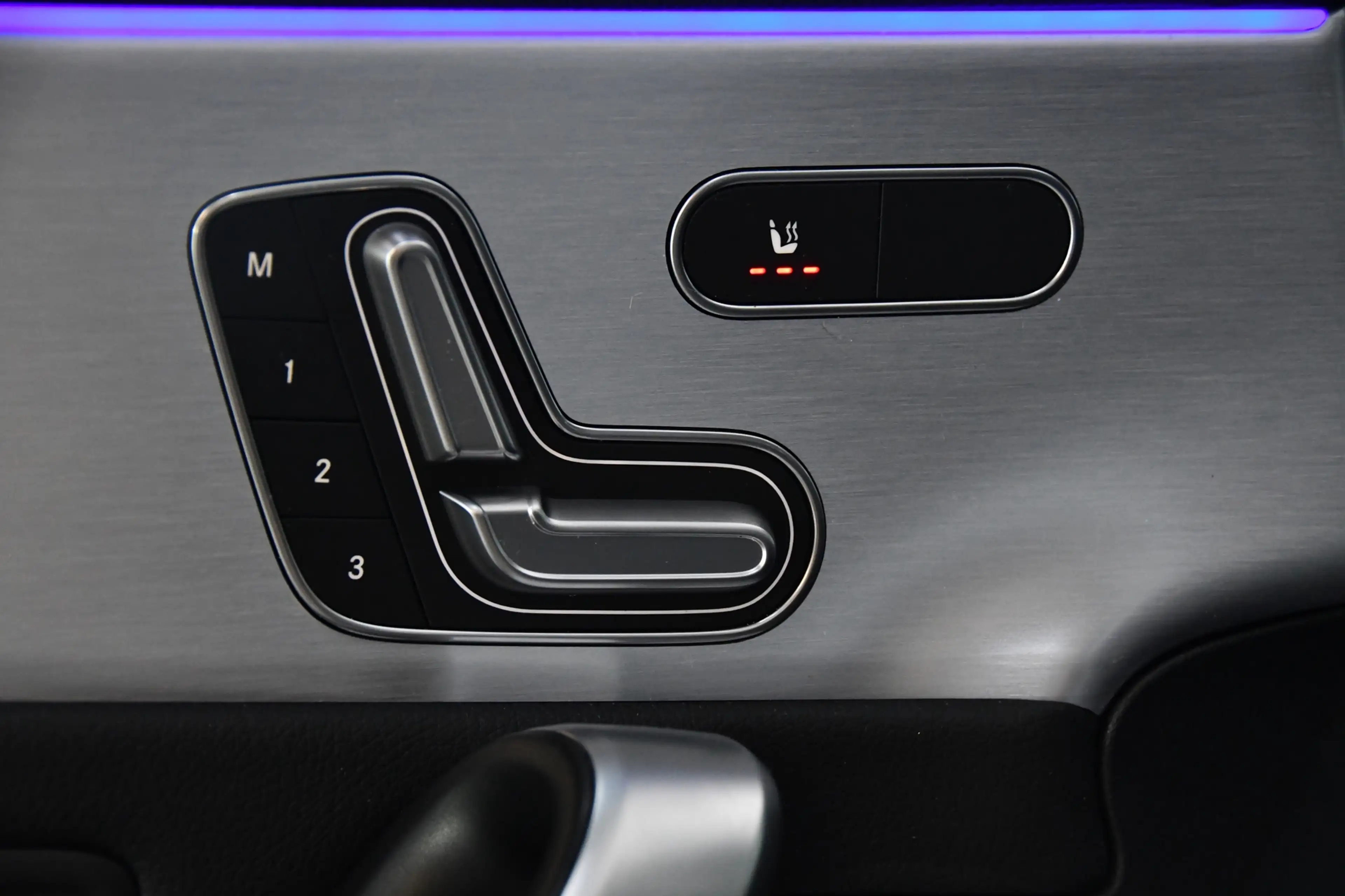 Mercedes-Benz A 35 AMG 4MATIC Edition 1, Schaalstoel, Pano, Burmester, Fu — photo 9