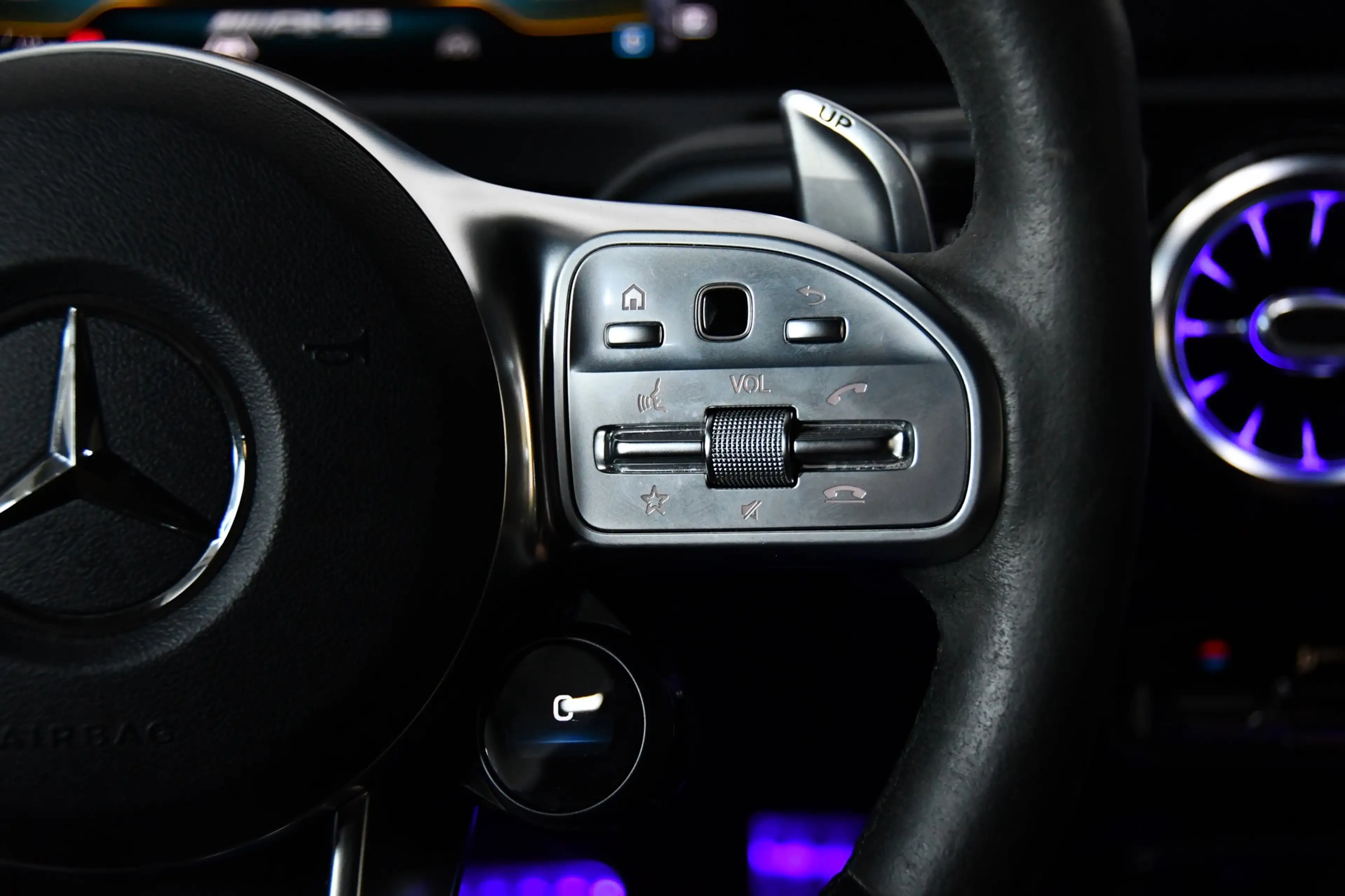 Mercedes-Benz A 35 AMG 4MATIC Edition 1, Schaalstoel, Pano, Burmester, Fu — photo 14