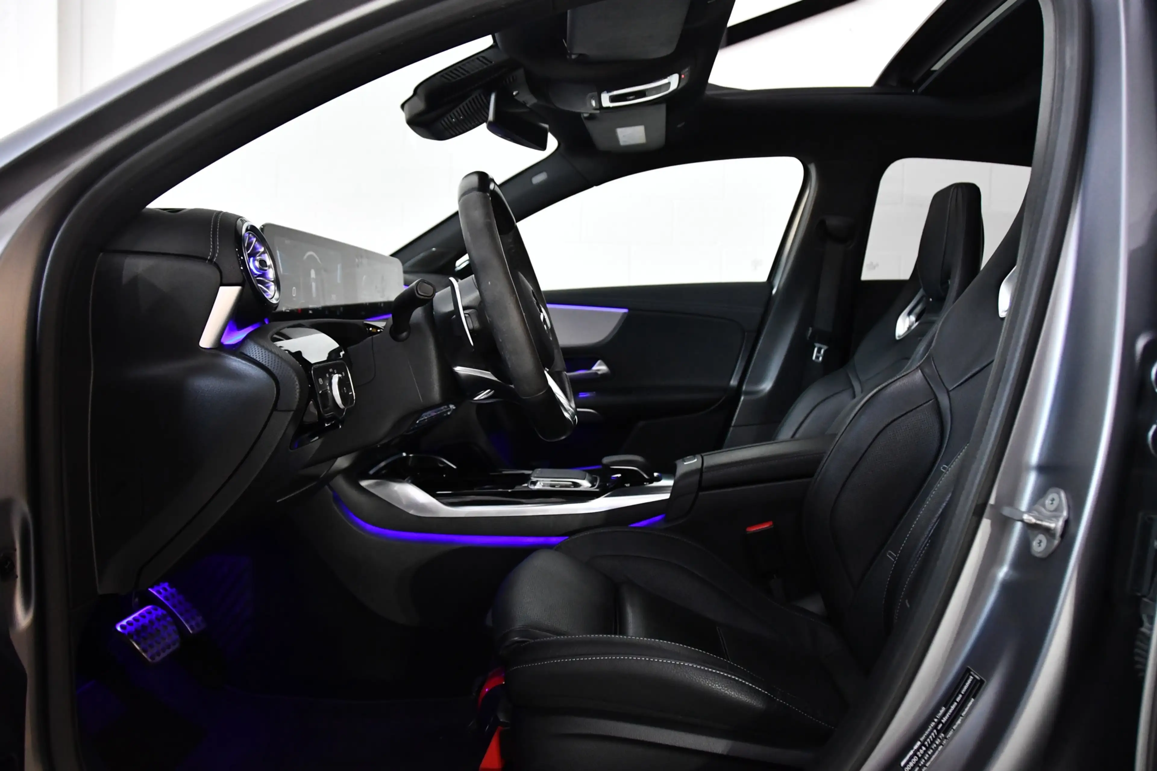 Mercedes-Benz A 35 AMG 4MATIC Edition 1, Schaalstoel, Pano, Burmester, Fu — photo 5