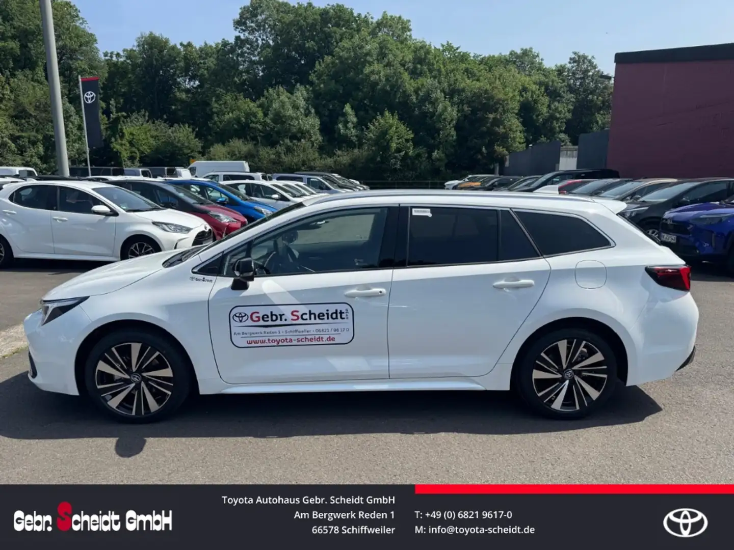 Toyota Corolla Touring Sports Hybrid Teamplayer 1.8 EU6e Wit - 2
