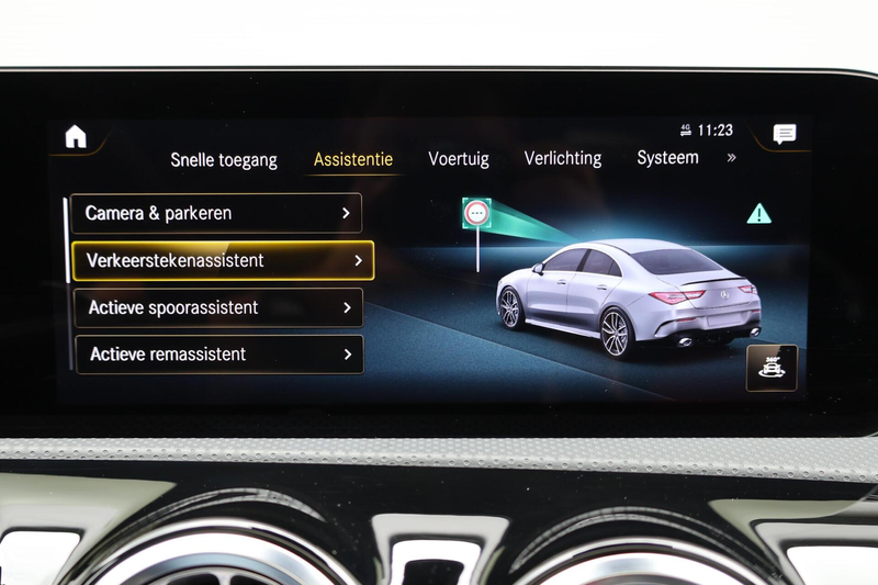 Mercedes-Benz CLA 35 AMG 4MATIC / Panoramadak / Memory Stoelen / 360 Camera — photo 10