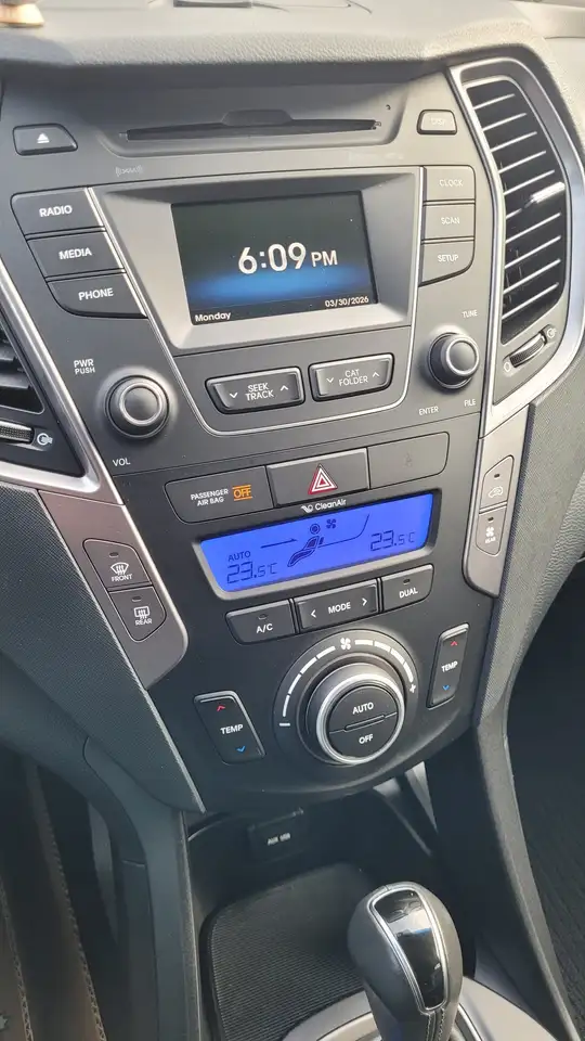 Hyundai SANTA FE снимка Hyundai SANTA FE