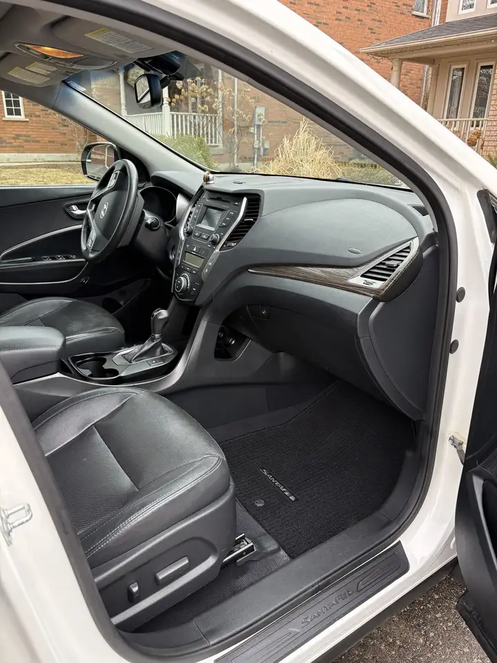 Hyundai SANTA FE снимка Hyundai SANTA FE