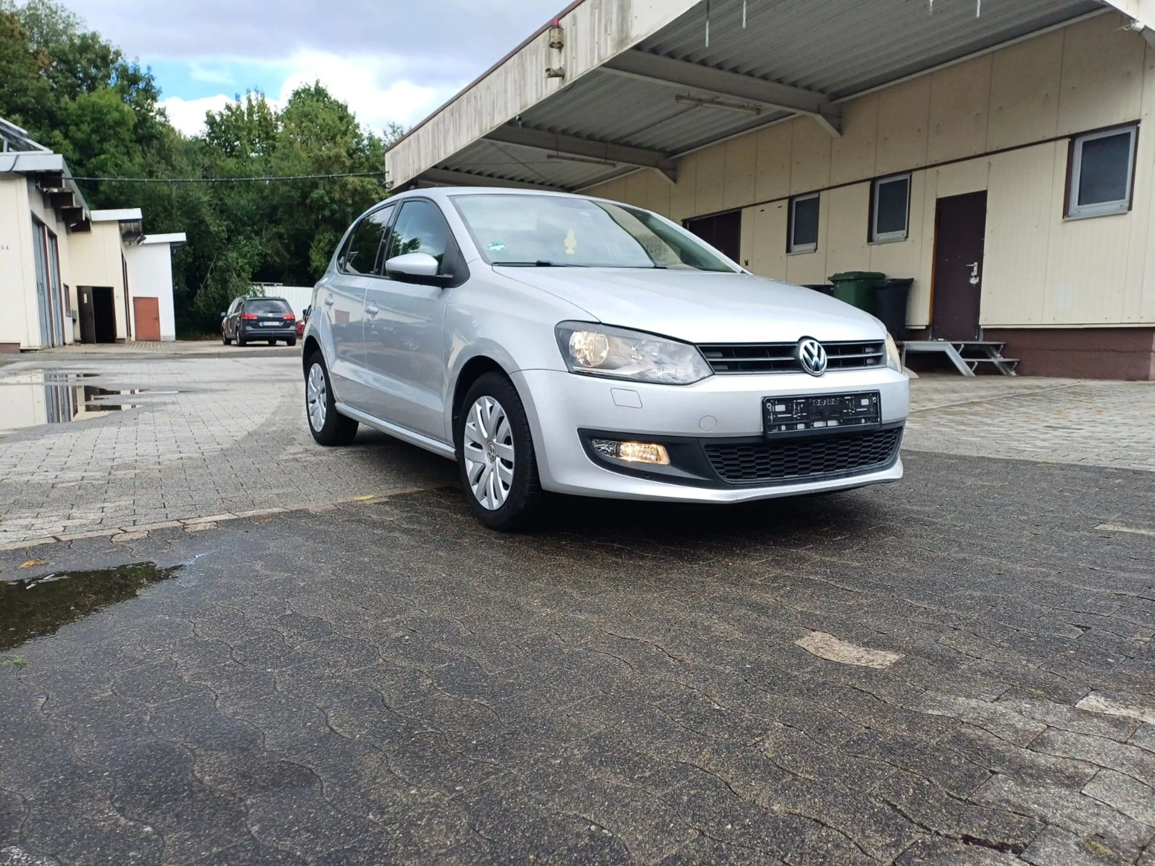 Volkswagen Polo V Team SHZ,TEMP,AHK.PDC,STEUERKETTE,NEU — photo 3