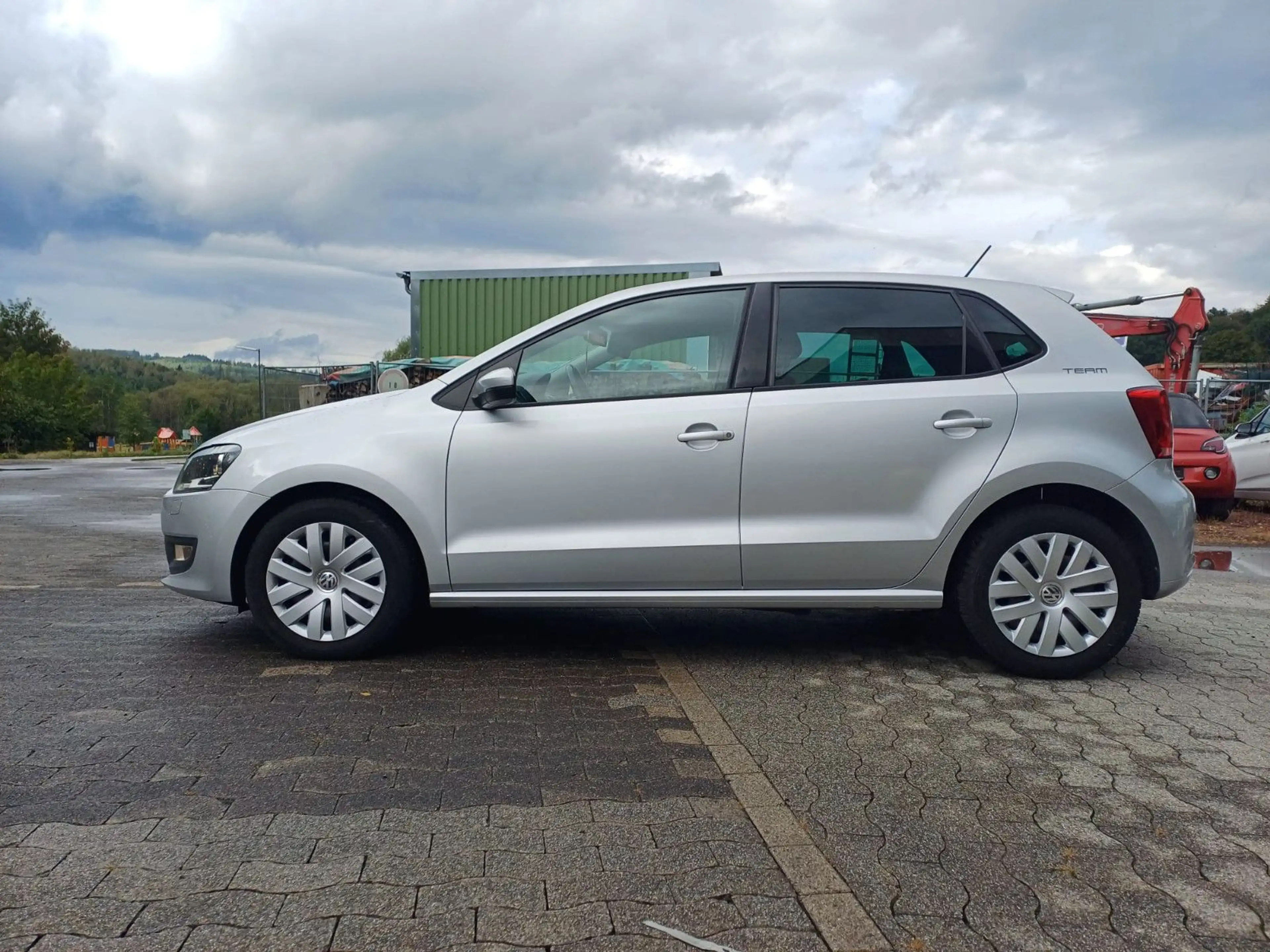 Volkswagen Polo V Team SHZ,TEMP,AHK.PDC,STEUERKETTE,NEU — photo 4