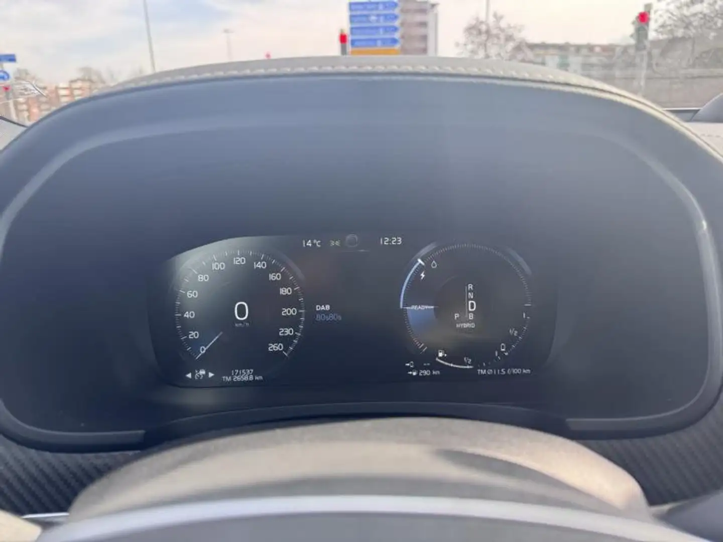 Volvo S90 S90+Plug-In-Hybrid+T8+Twin+Engine+AWD+Geartronic+R Schwarz - 2