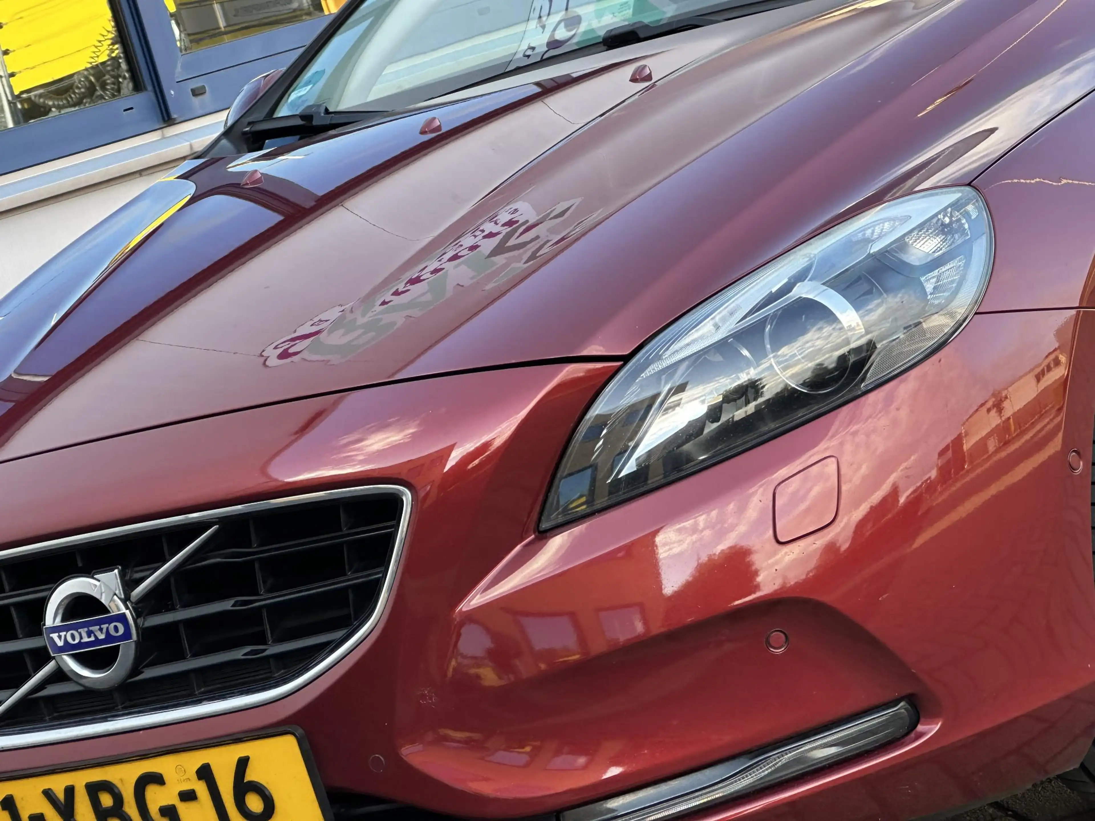 Volvo V40 1.6 T4 Momentum — photo 10
