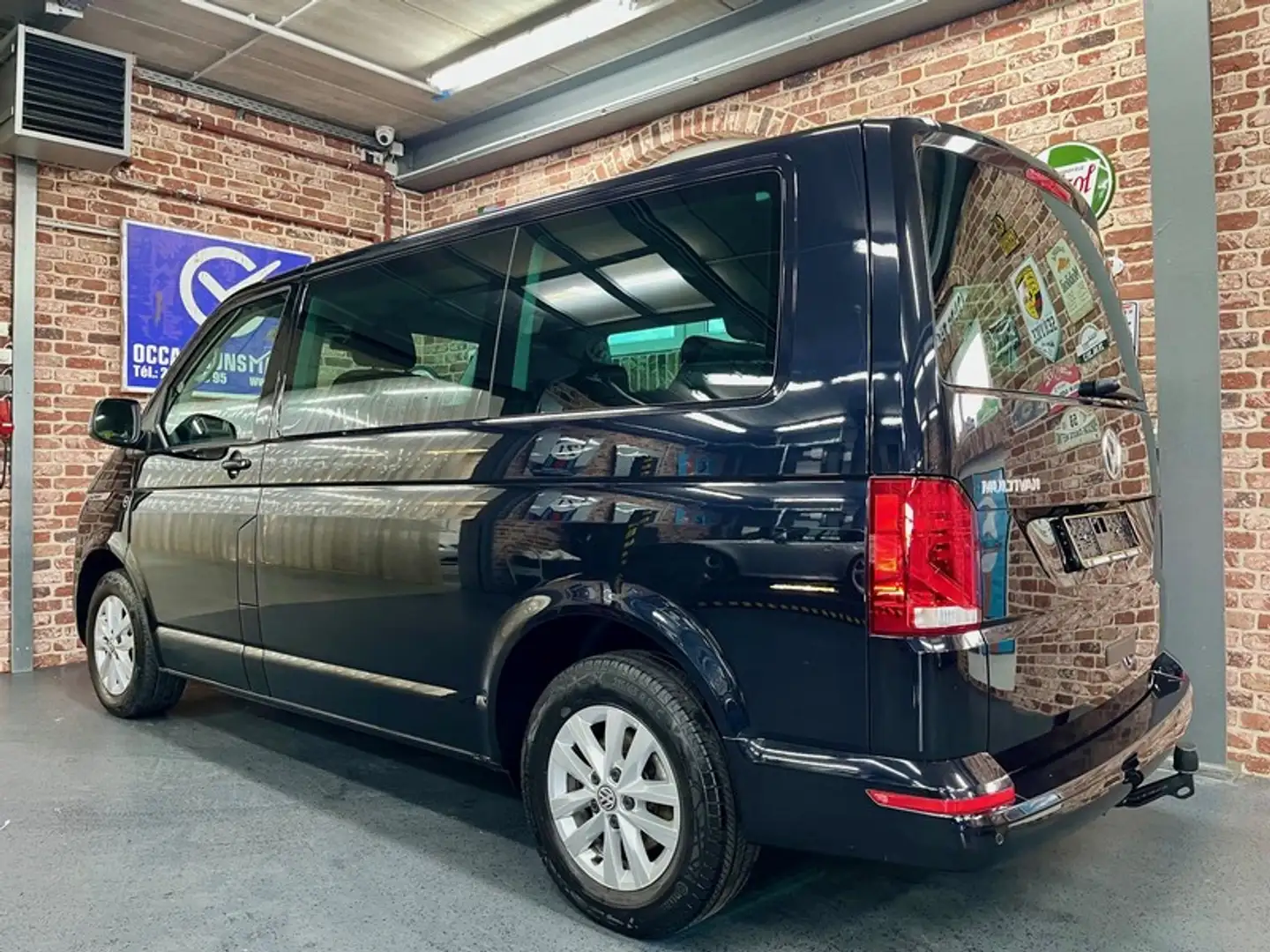 Volkswagen Multivan T6 2.0 TDi 150cv Auto Family 7Places Noir - 2