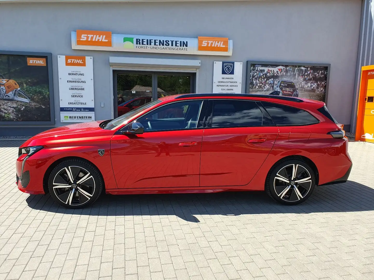 Peugeot 308 SW Hybrid 225 GT EAT8 360°K. MATRIX ALARM Rojo - 2