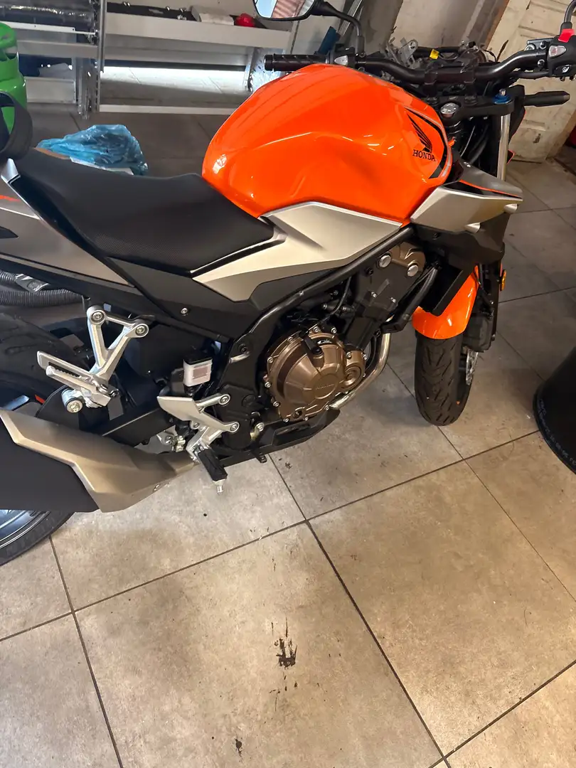 Honda CBF 500 Orange - 1