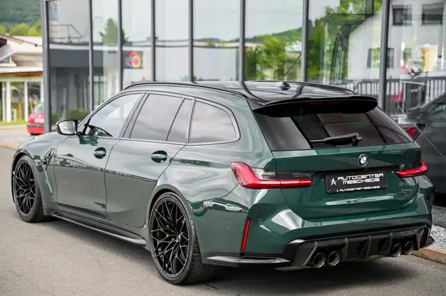 BMW M3 view 5