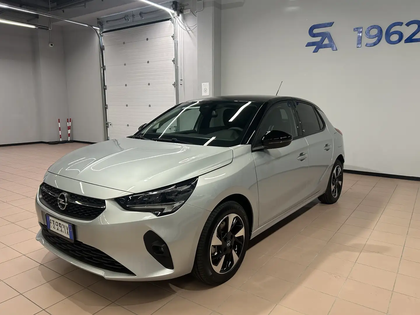 Opel Corsa-e Corsa full electric Corsa 136cv Grigio - 2