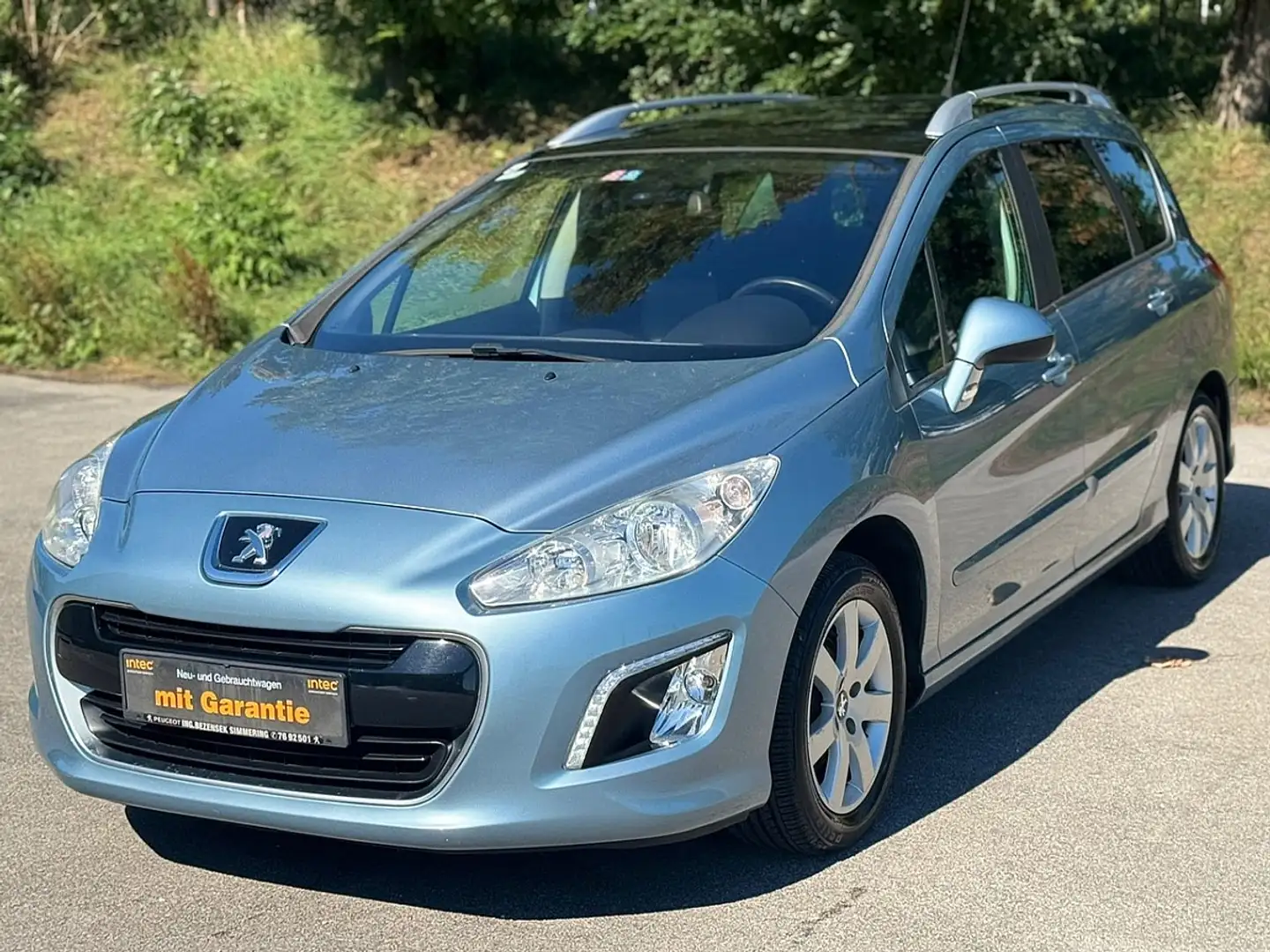 Peugeot 308 SW 1,6 HDi 95 Active Blau - 1