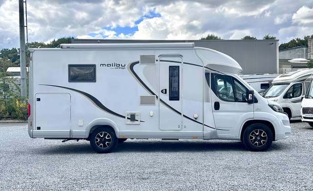 Malibu T 440 QB *Queensbett-1.Hand*