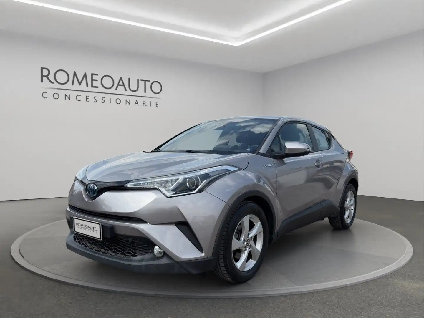 Toyota C-HR 1.8 Hybrid E-CVT Business 2WD Grigio - 2