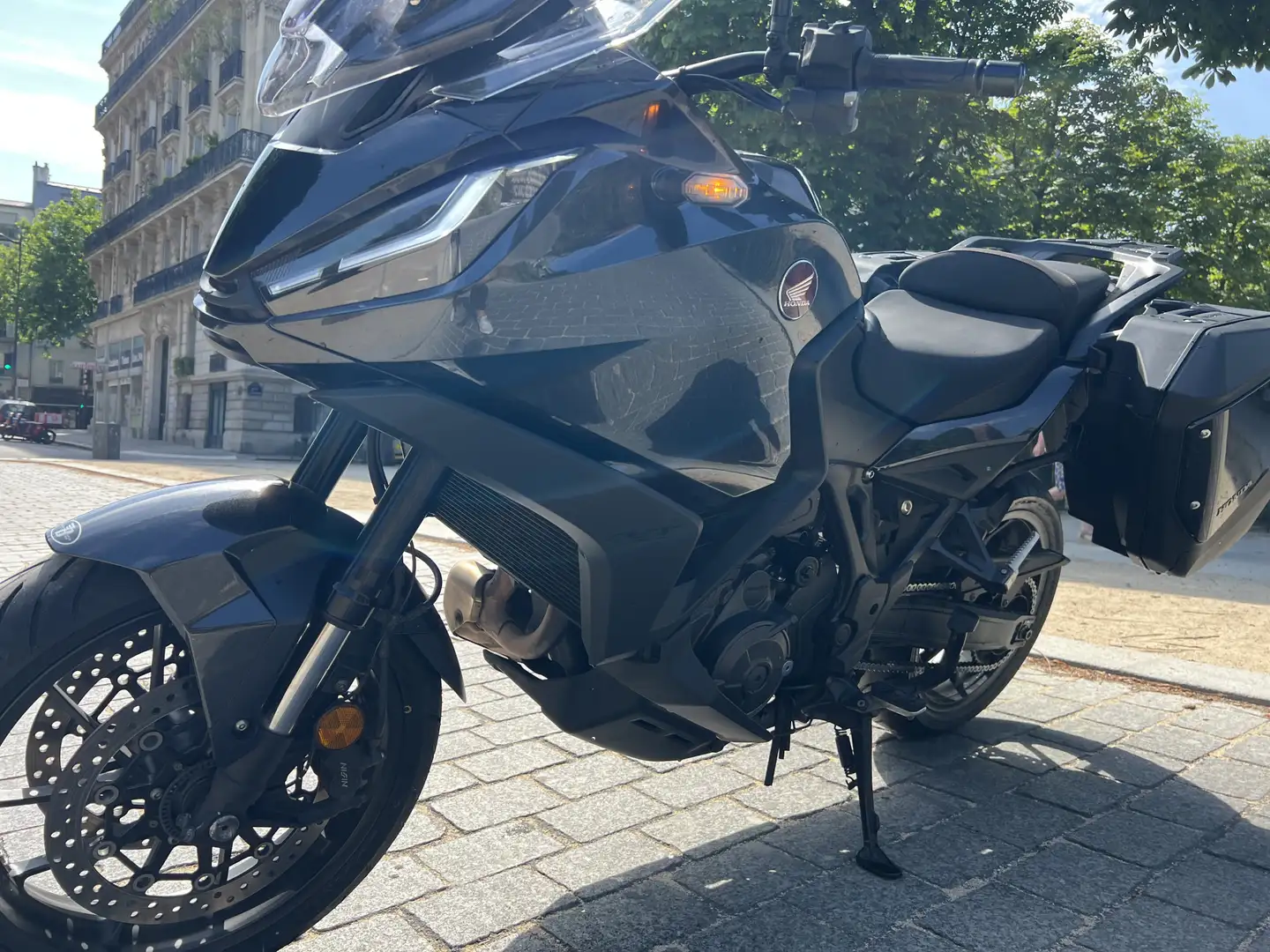 Honda NT 1100 Noir - 2