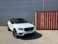 Volvo XC40 T2 R-Design Automaat / Crystal White / 19" 5 Spaak Wit - thumbnail 31