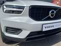 Volvo XC40 T2 R-Design Automaat / Crystal White / 19" 5 Spaak Wit - thumbnail 4