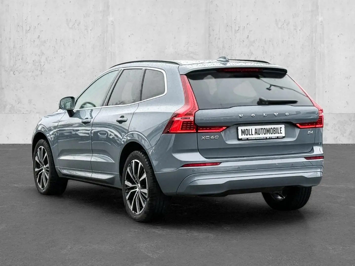 Volvo XC60 Core 2WD StandHZG Digitales Cockpit Soundsystem LE Gris - 2