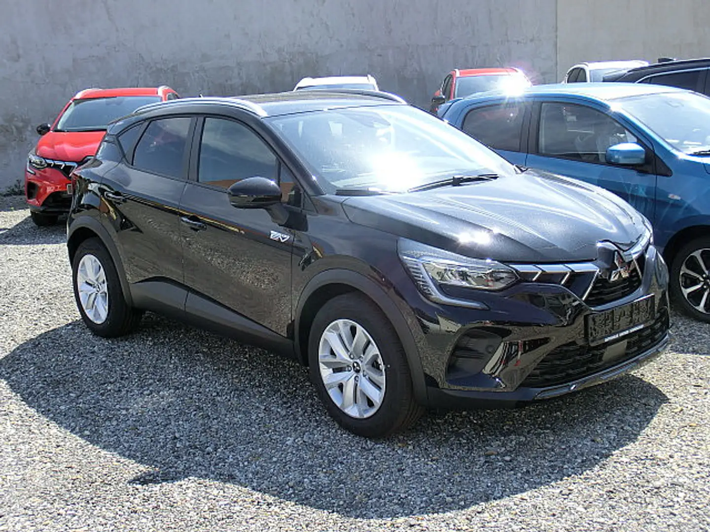 Mitsubishi ASX 1,6 MPI HEV Invite TAGESZULASSUNG ab € 25.990,00 Schwarz - 1