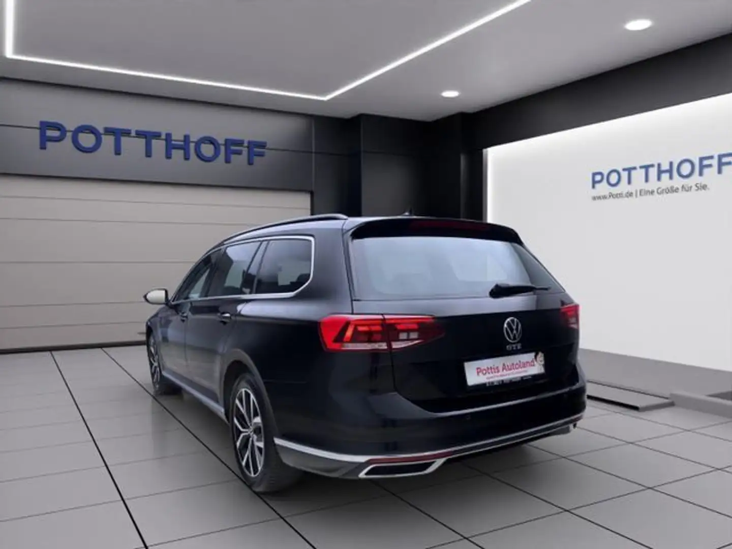 Volkswagen Passat Variant 1.4 TSI DSG GTE PANO AHK NAVI KAM Schwarz - 2