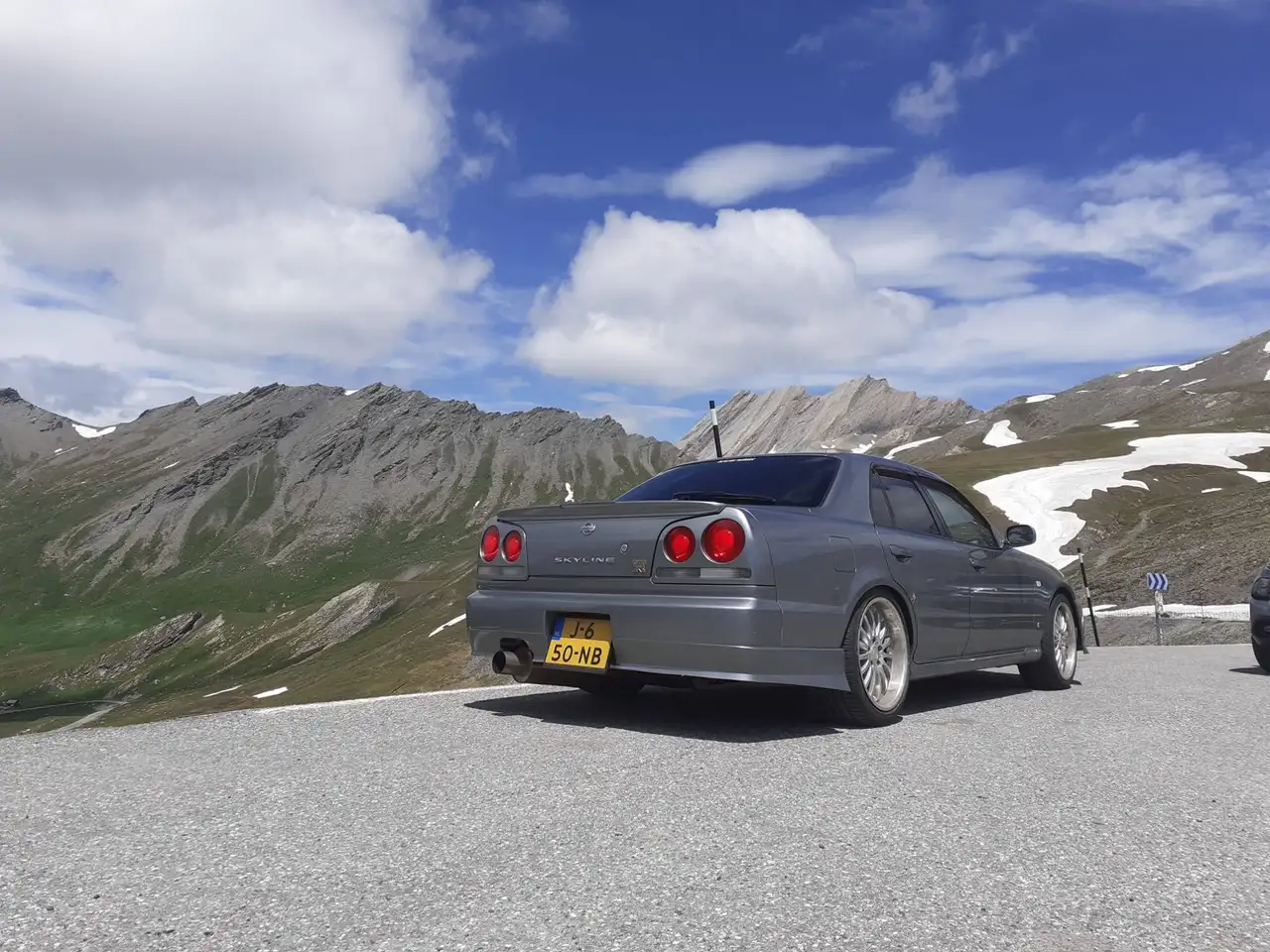 Nissan Skyline GT-V (RB25DE, Sedan), foto 9