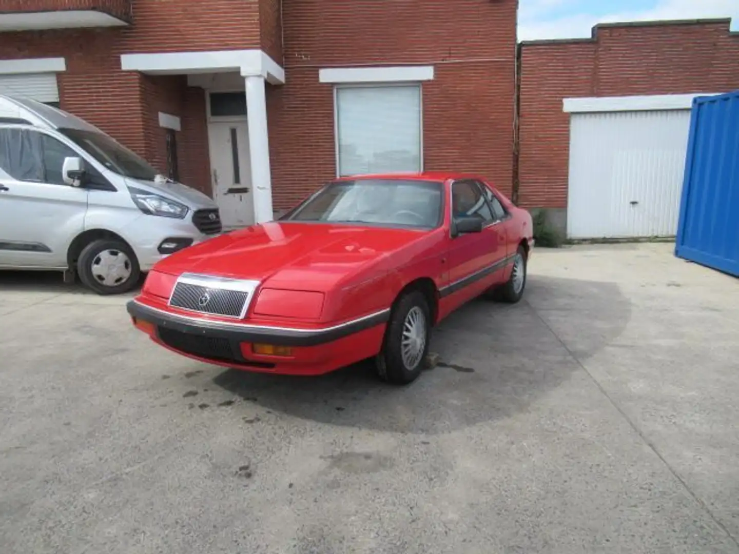 Chrysler Le Baron Roşu - 1