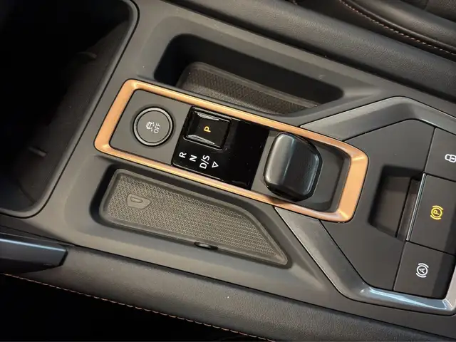 Cupra Leon view 11