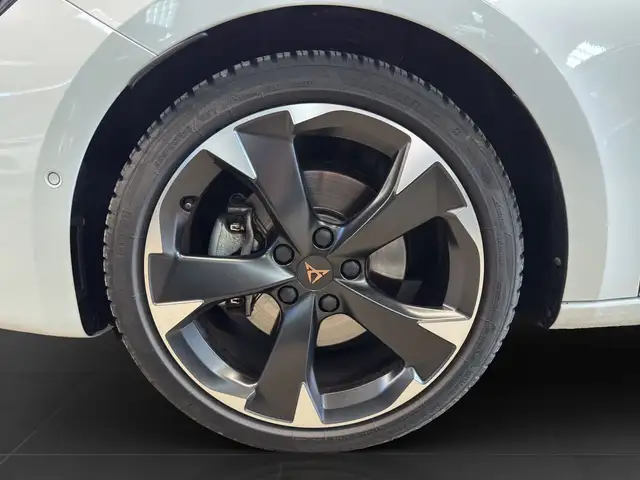 Cupra Leon view 7