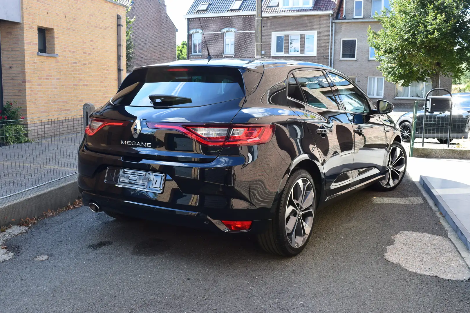 Renault Megane BOSE - TCe 130 EDC GT LINE - NAVI / LANE ASS Schwarz - 2