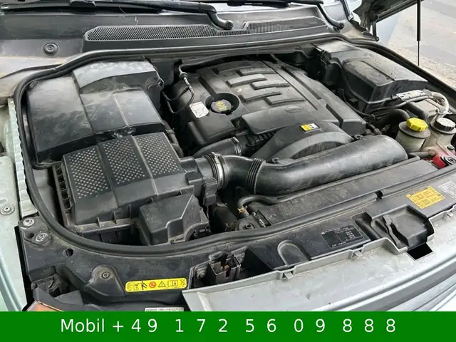 Land Rover Discovery 3 view 15
